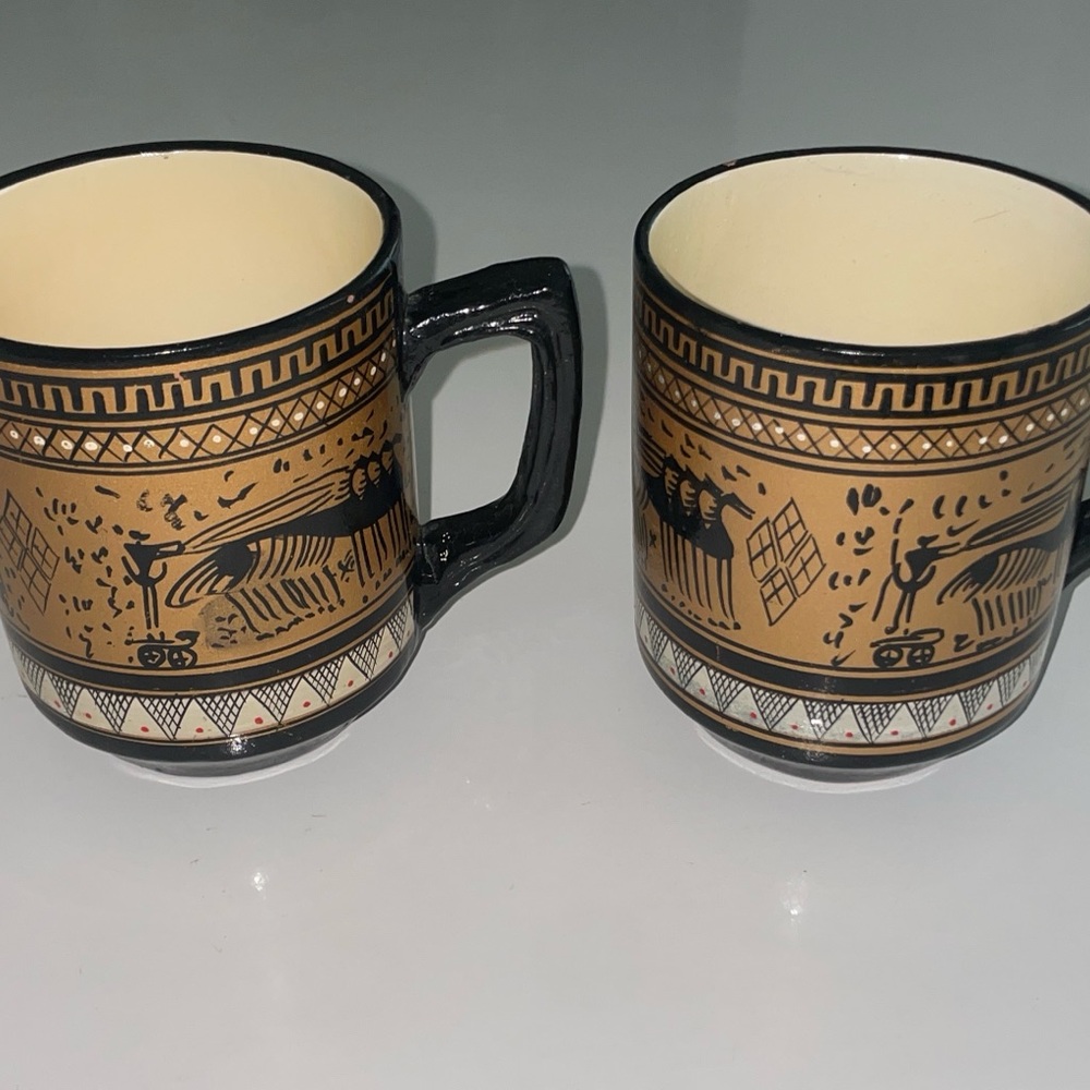 Vintage Green Handcrafted Gold and Black Ceramic Mugs